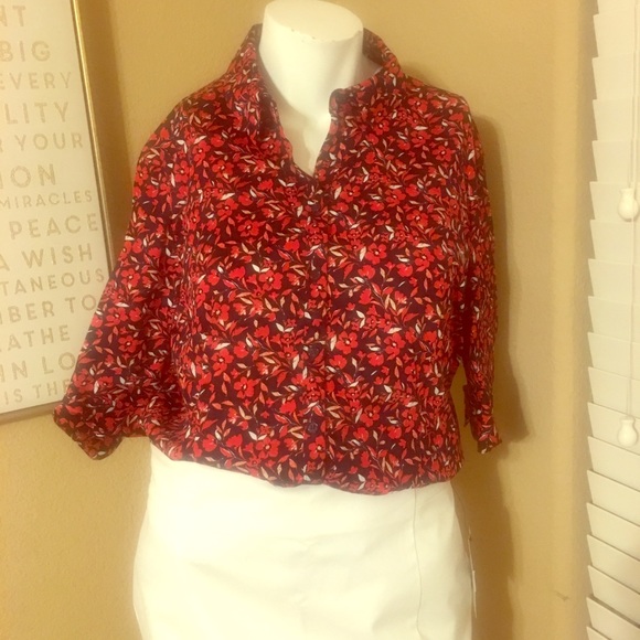 Button down blouse - Picture 3 of 3